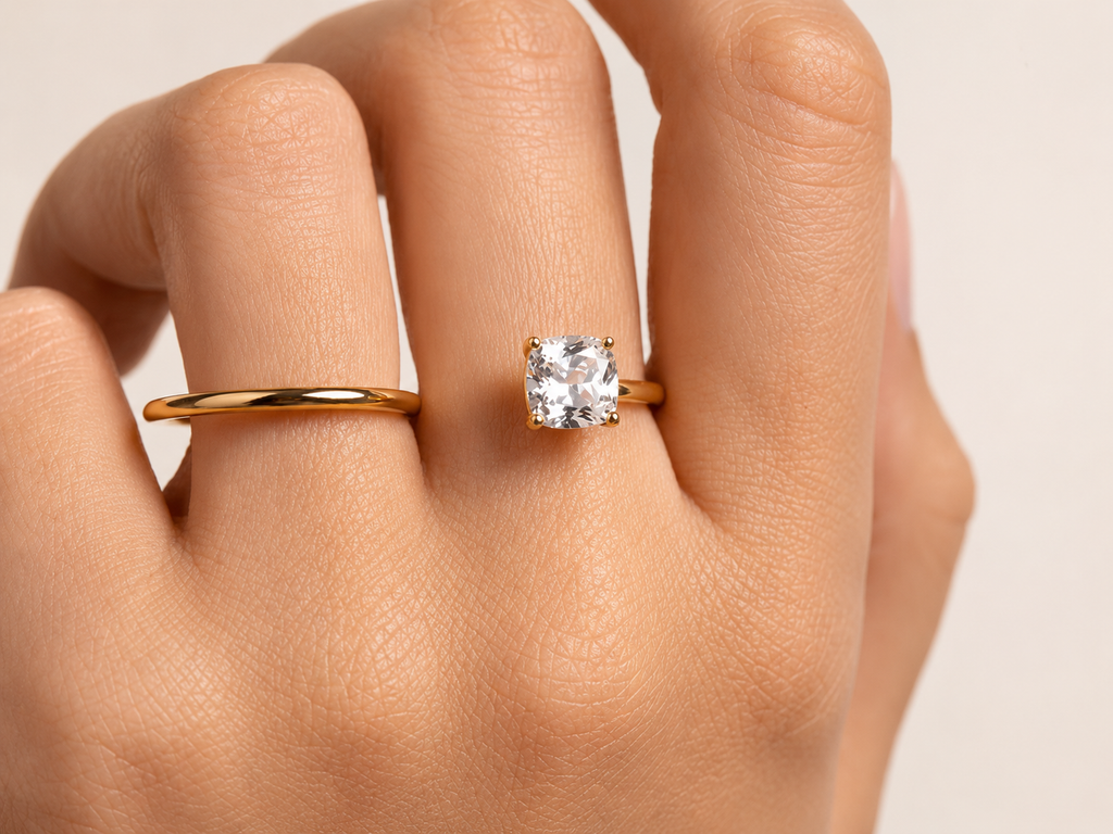 Luna Solitaire Ring