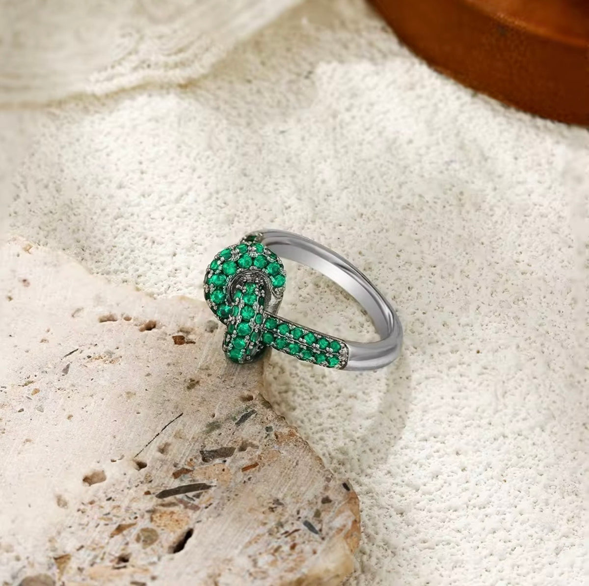 Celeste knot Ring